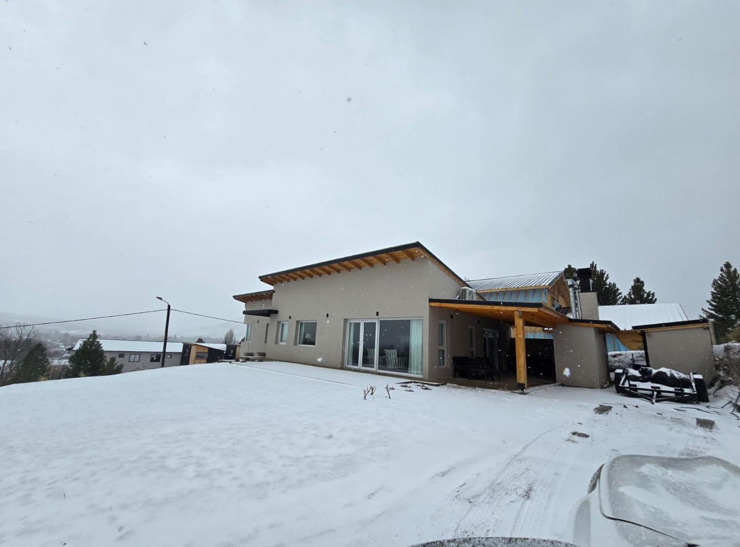 Foto de En venta Casa a estrenar en Junín de los Andes, imagen 2