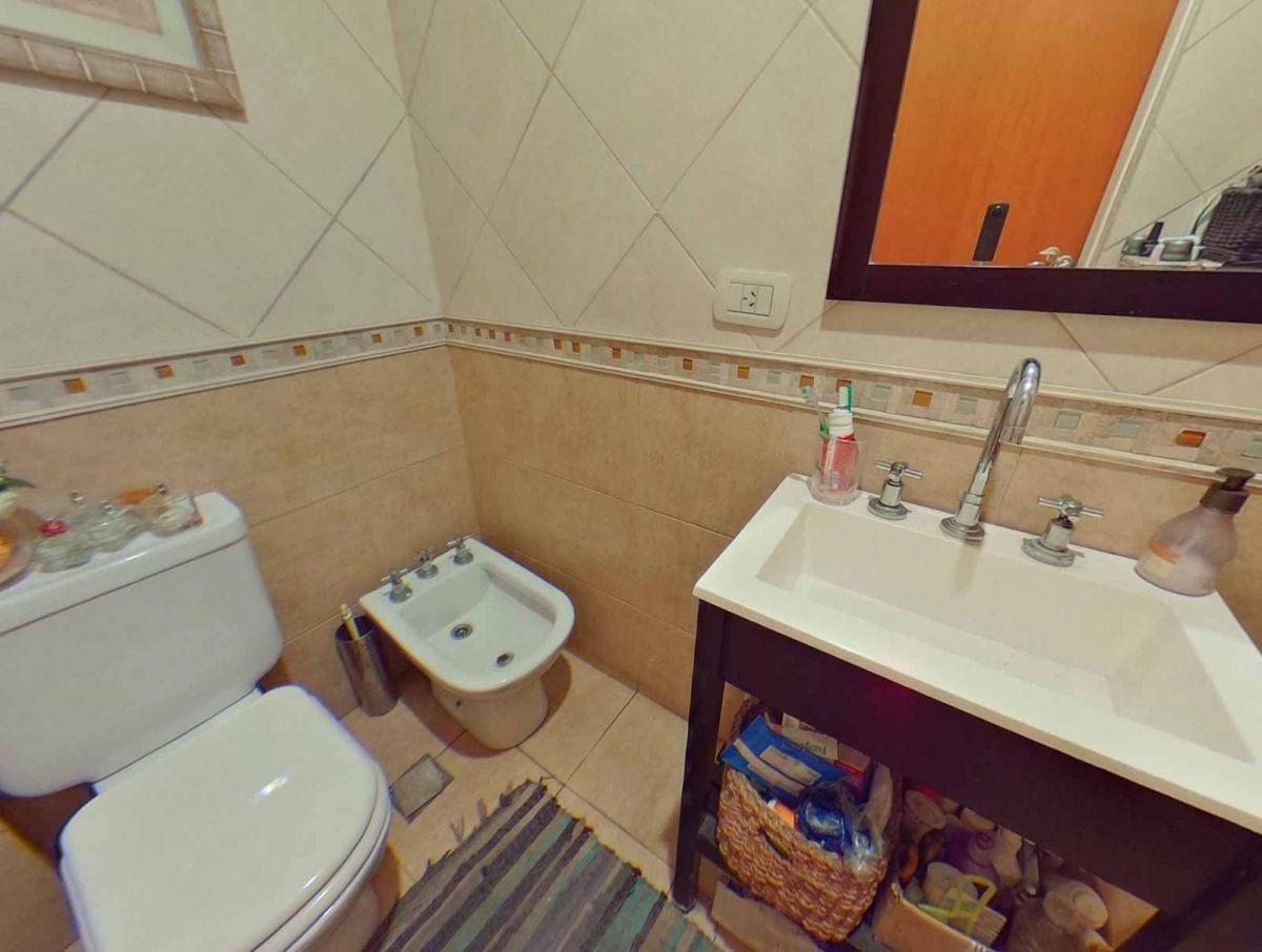 Casa Venta 4 Ambientes Floresta 4
