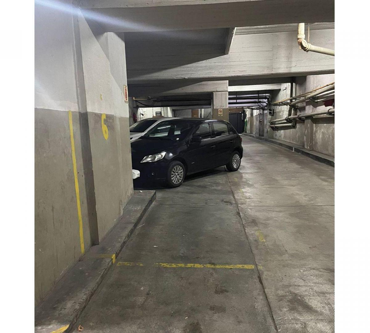 Foto de venta de cochera fija y cubierta en Palermo, imagen 2