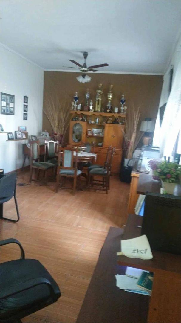Oportunidad! U$s 1097 Venta de Casa 5 Amb Parque Chacabuco 5