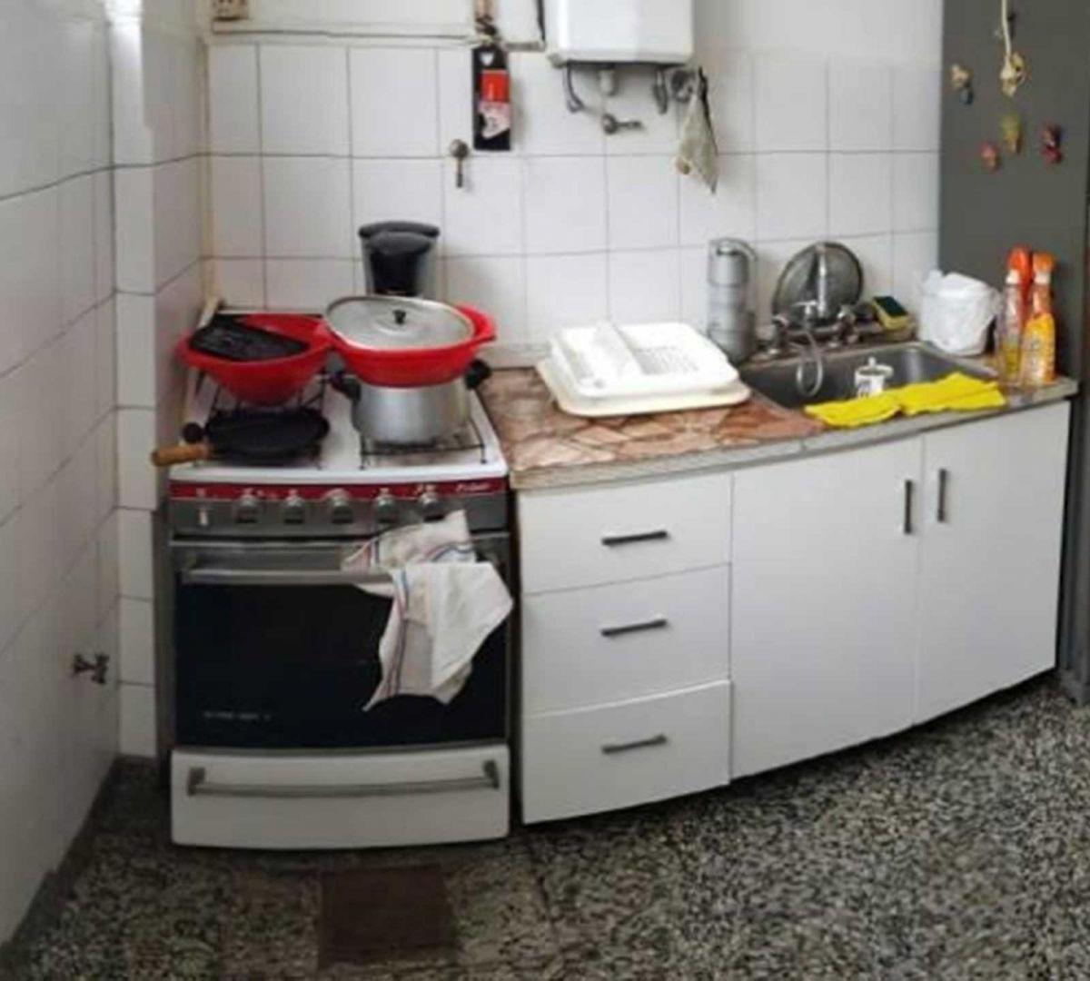 Oportunidad! Valor m² U$s1.484 Venta PH 3 Amb Pque Patricios 2