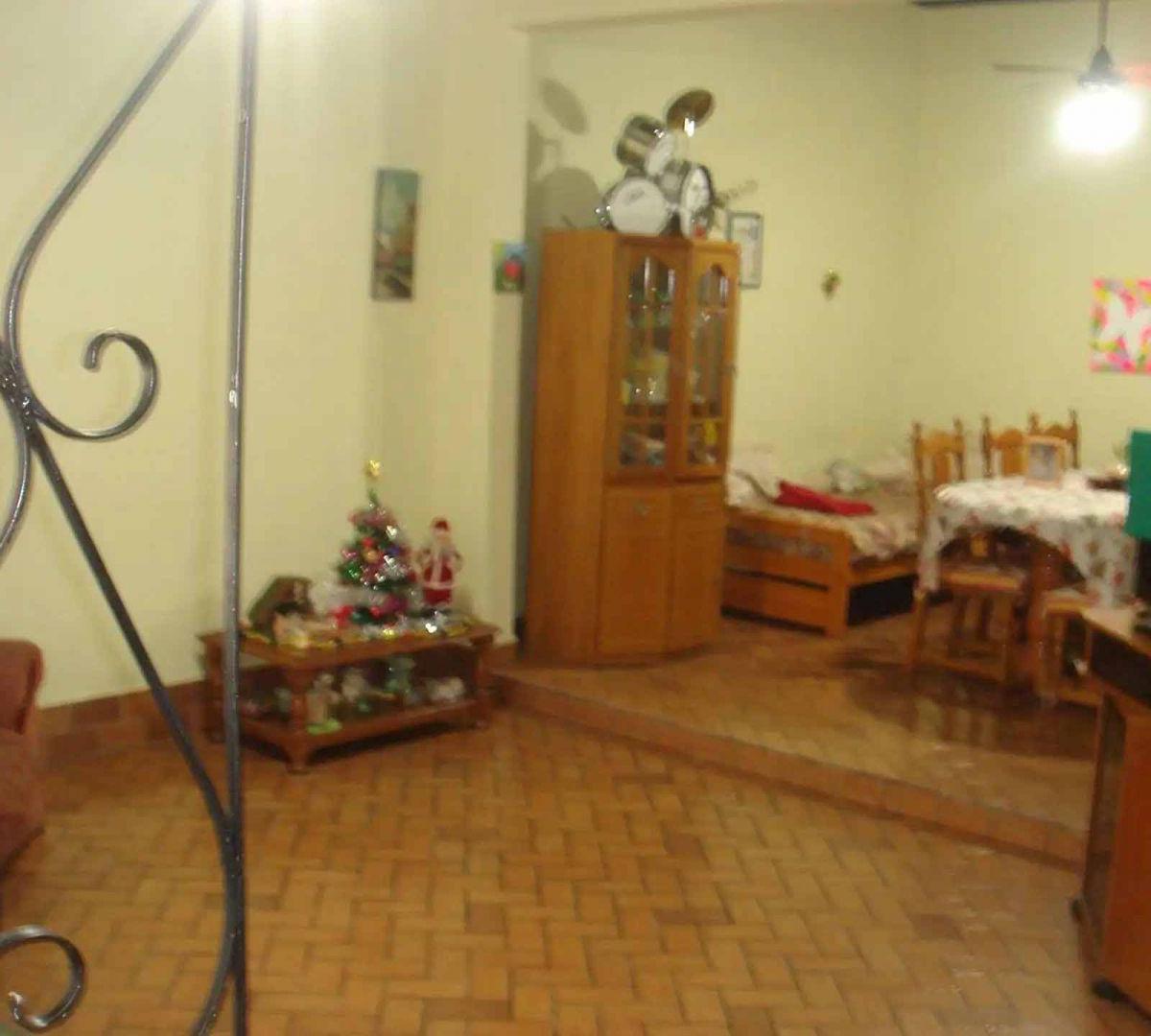Foto de Oportunidad! U$S 710 M2 Venta de Lote en Flores, imagen 2
