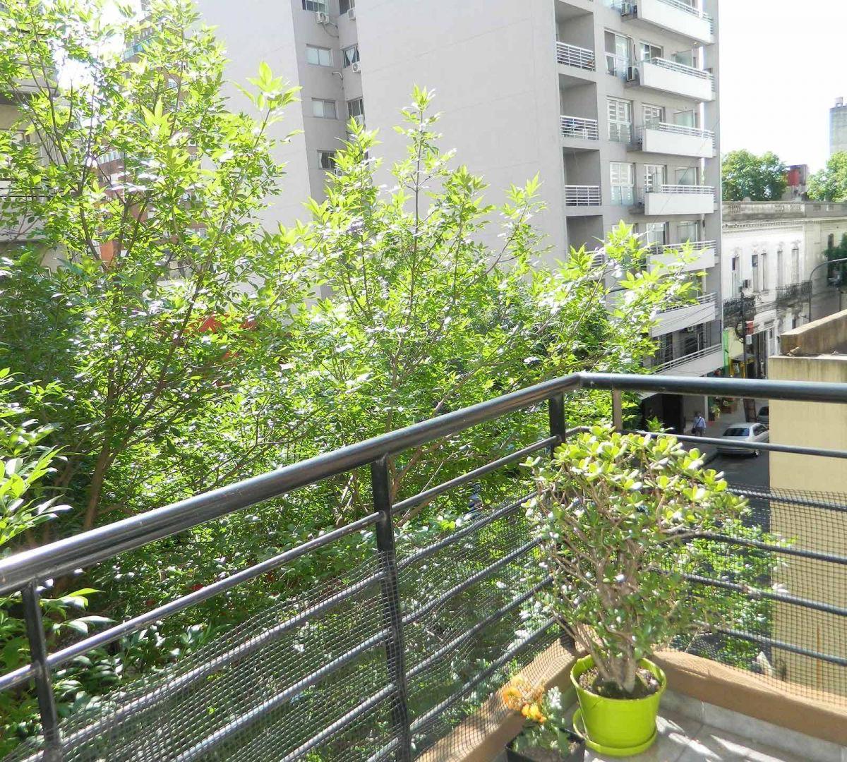 Venta Depto 3 Ambientes Duplex Flores 4