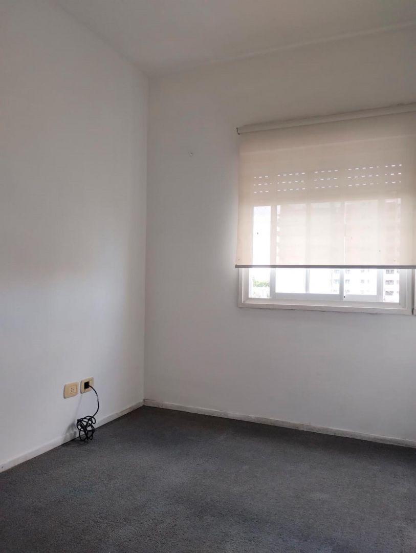 Venta Departamento de 3 Ambientes Parque Patricios 2