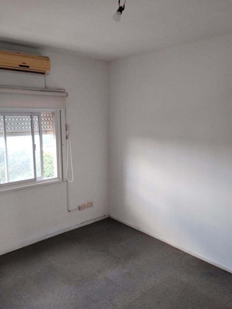 Venta Departamento de 3 Ambientes Parque Patricios 4