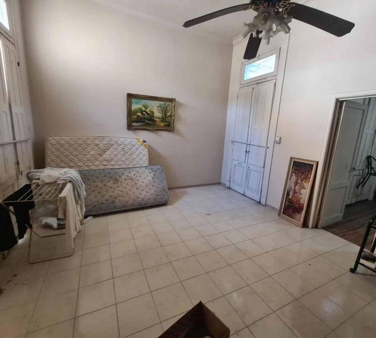 Venta de Casa 6 Ambientes en Balvanera 1