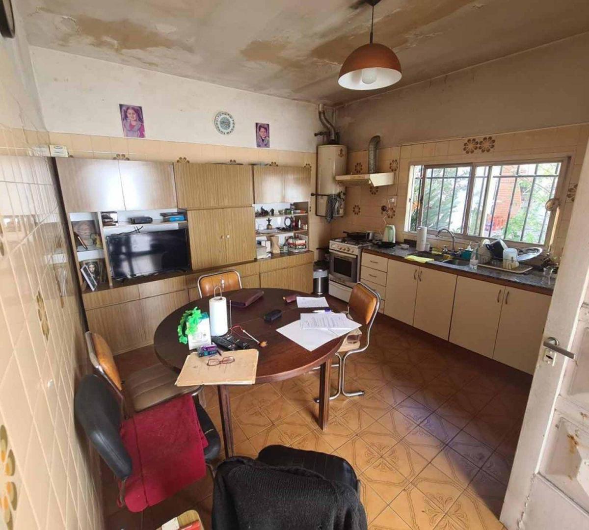 Venta de Casa 6 Ambientes en Balvanera 3