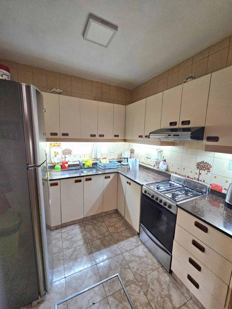 Venta de Departamento 5 Ambientes en Balvanera 2
