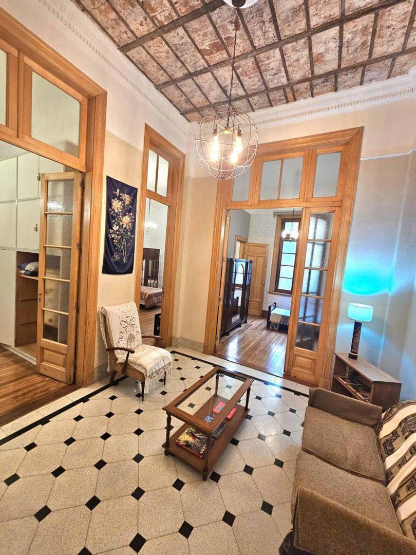 Venta de Departamento 5 Ambientes en Balvanera 4