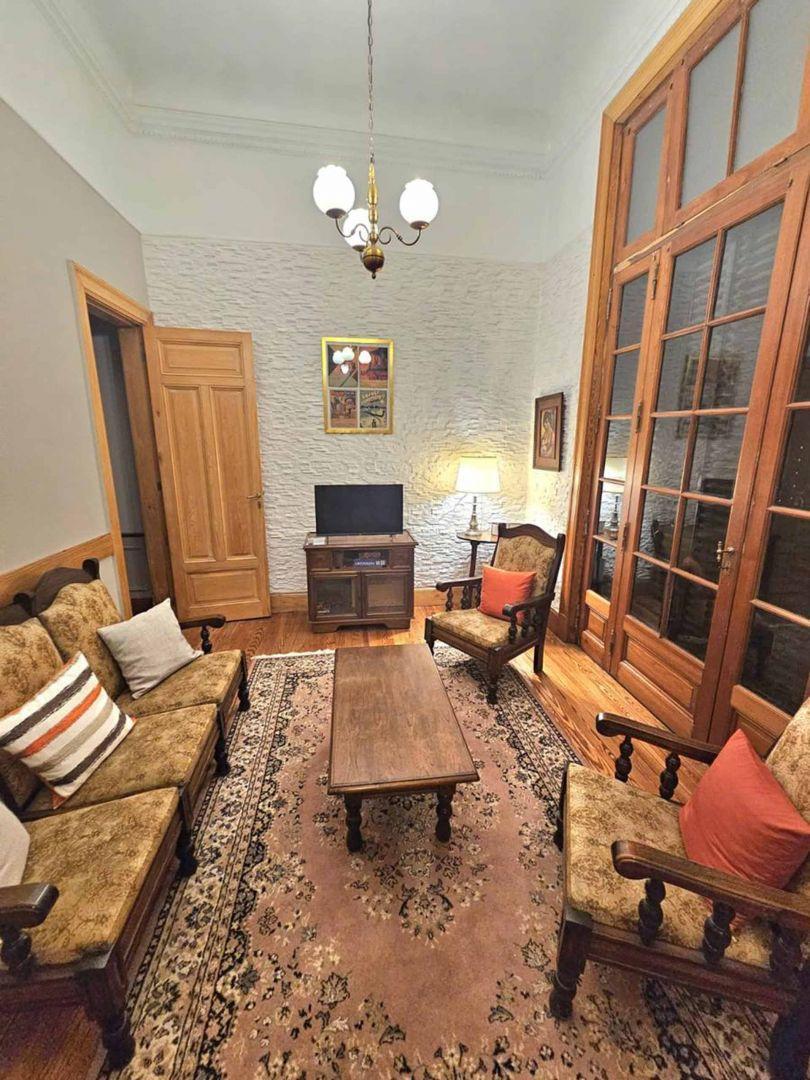 Venta de Departamento 5 Ambientes en Balvanera 2