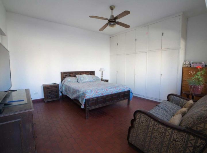 DEPARTAMENTO 4 Amb. C/ BALCÓN, PATIO, TERRAZA Y LAVADERO 5