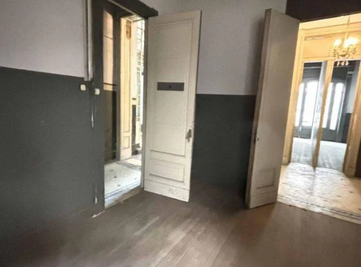 Venta de Departamento 12 AMBIENTES en Balvanera 1