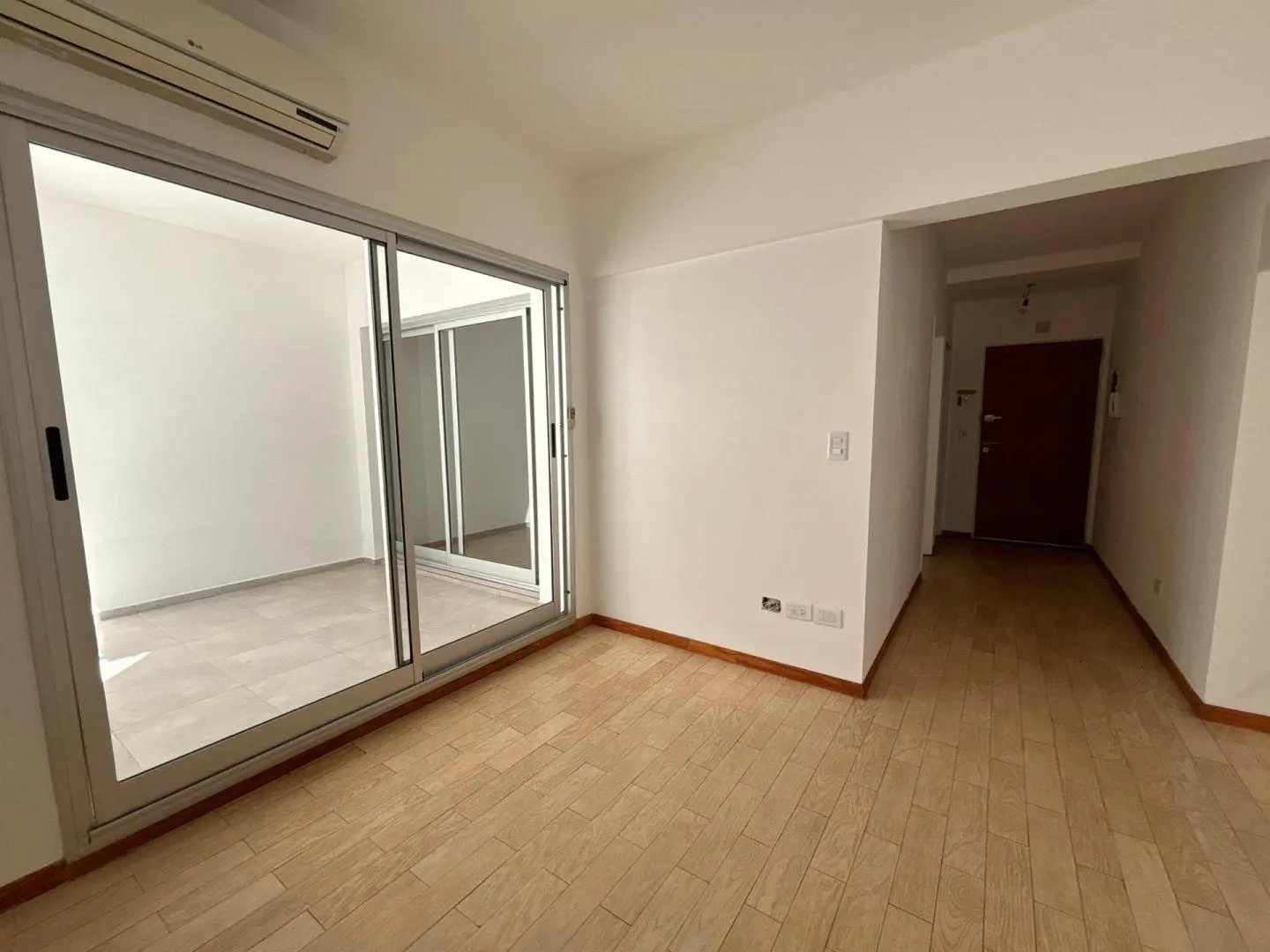 Venta 2 ambienes Parque Centenario 2