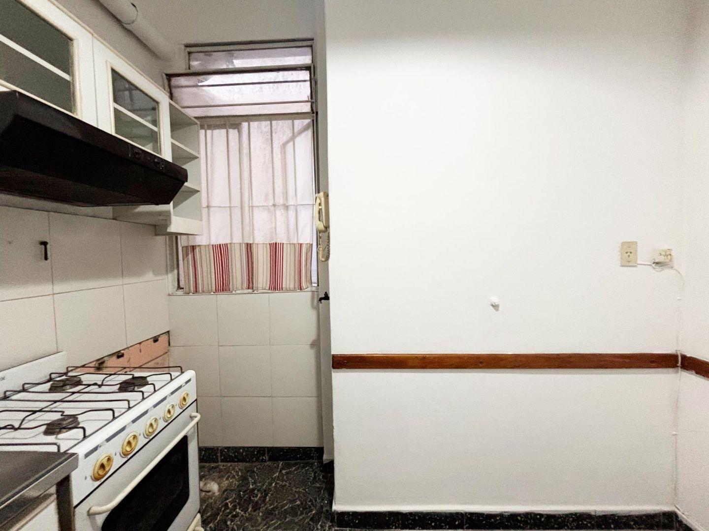 Foto de Alquiler departamento de 2 ambientes con dependencia en Belgrano, imagen 3