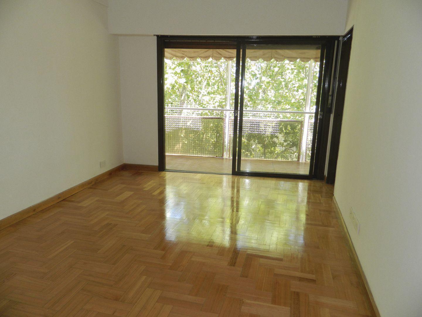 venta 3 ambientes en  Coghlan