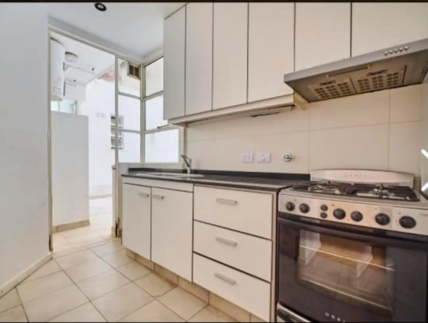 alquiler departamento de 3 ambientes Barrio Norte 4