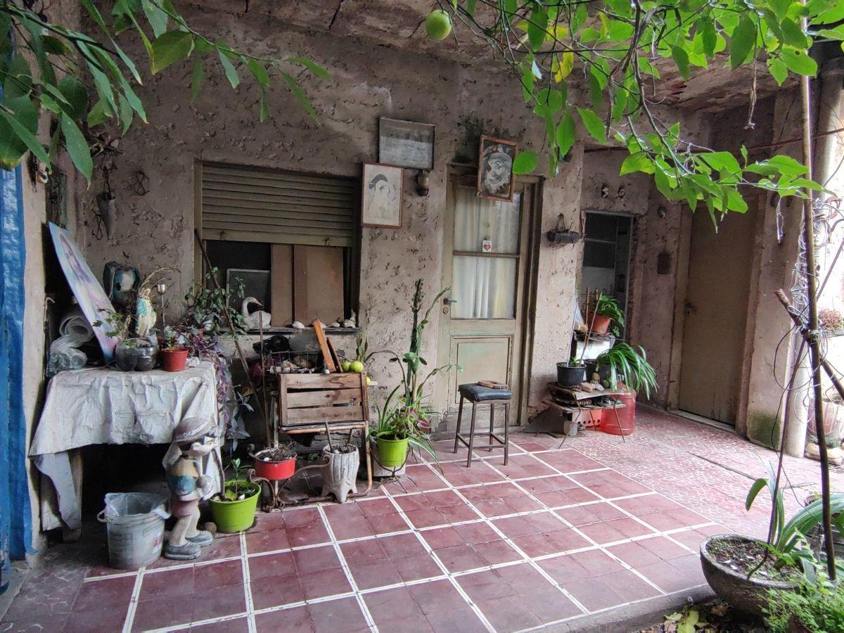 Foto de Terreno de 225m² (8,66 X 26) con casa de 3 ambientes a refaccionar, imagen 2