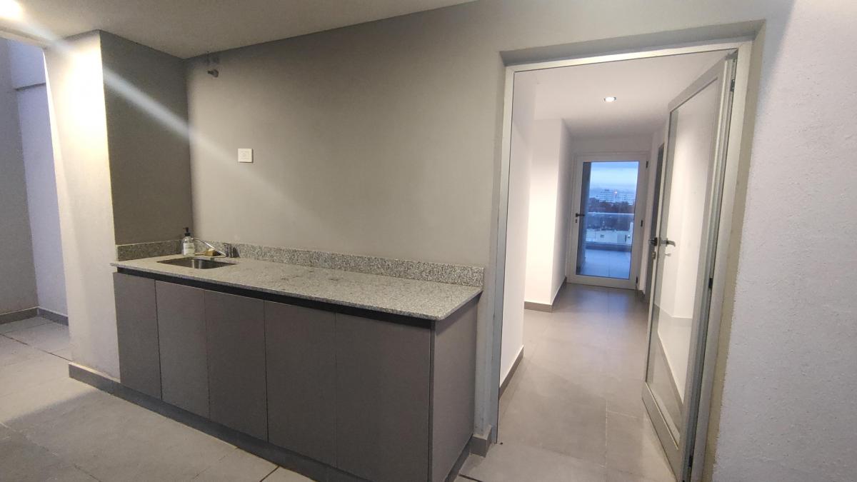 Foto de Excelente departamento de 2 ambientes a ESTRENAR con balcón al frente, imagen 3