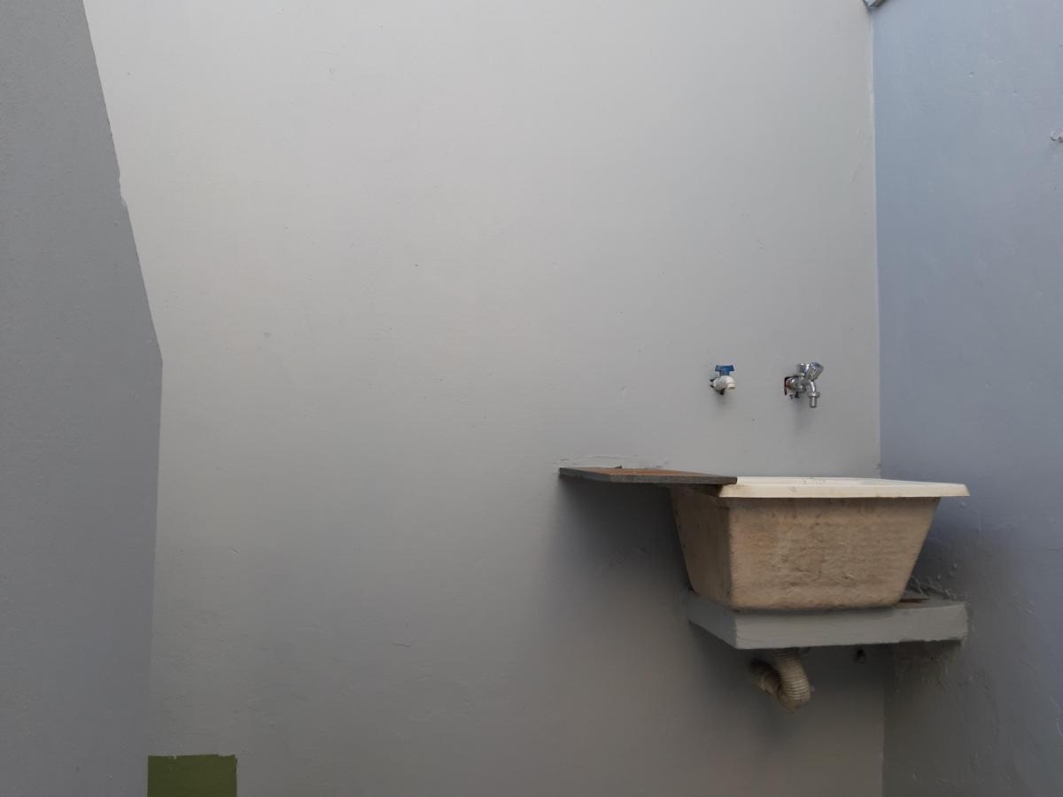 Foto de PH de 2 ambientes con patio y terraza ubicado en esquina Jujuy y Gavilán, imagen 2