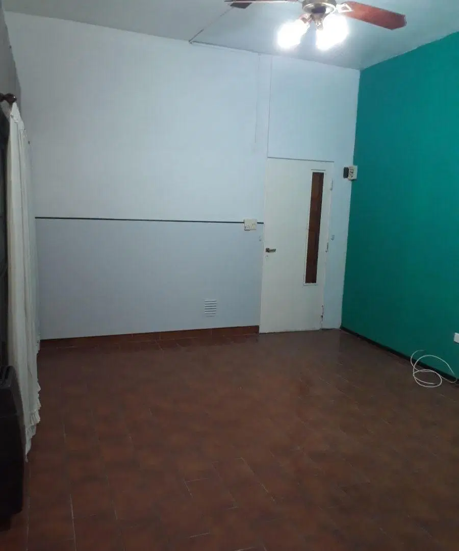 Excelente PH de 2 ambientes por pasillo interno con patio y terraza 5