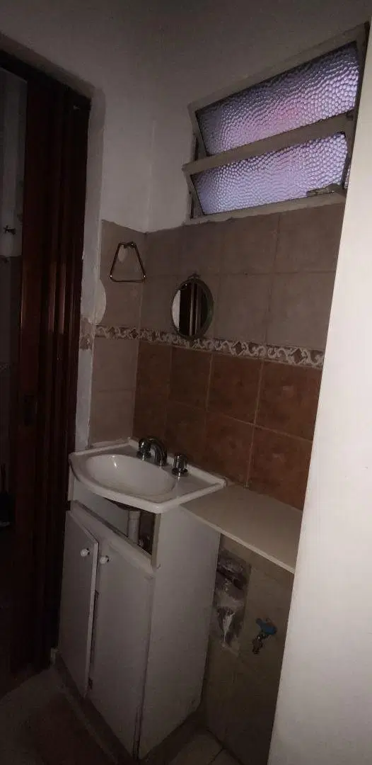 Local de 40m² ubicado a 20 metros de Avenida Domingo Perón 3
