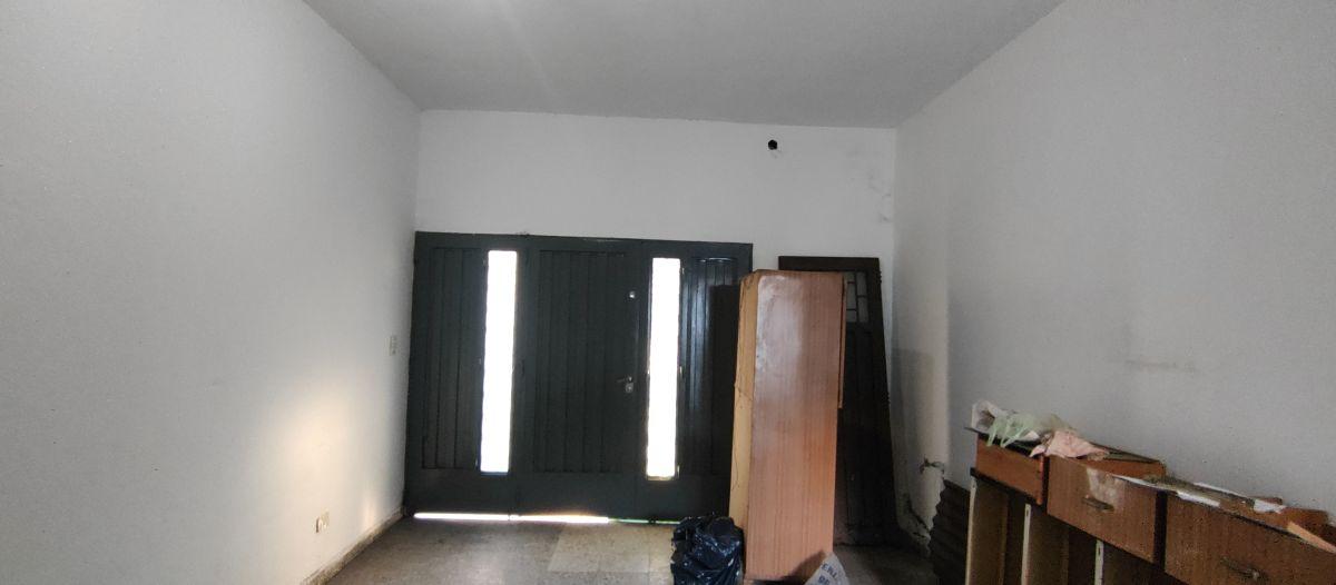 Foto de Excelente casa de 3 ambientes con gran patio, imagen 1