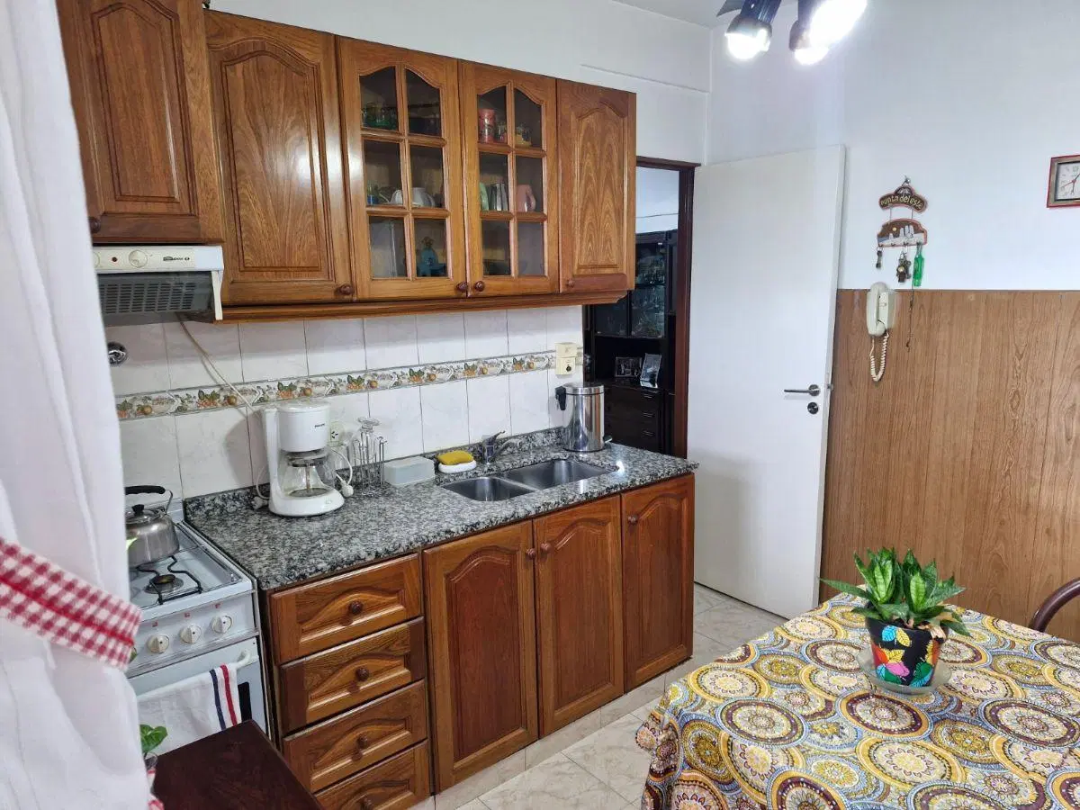 Excelente departamento 4 ambientes 2