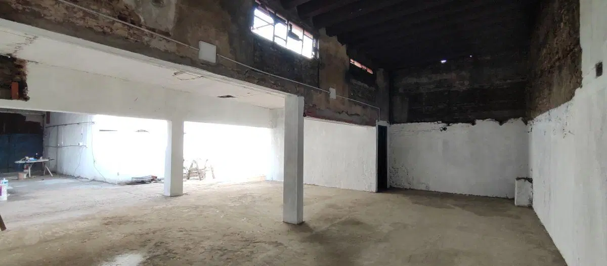 Galpón de 100m² cubiertos y 30m² descubiertos 4
