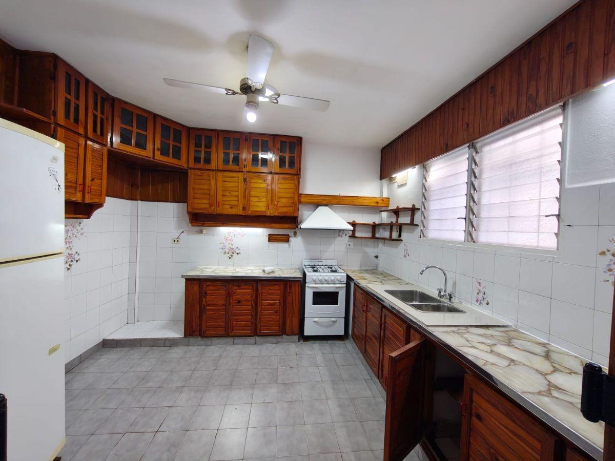 Foto de Excelente PH de 3 ambientes interno con patio con parrilla, imagen 4