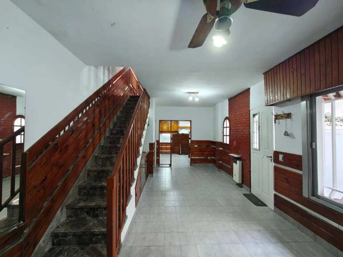 Excelente PH de 3 ambientes interno con patio con parrilla 8