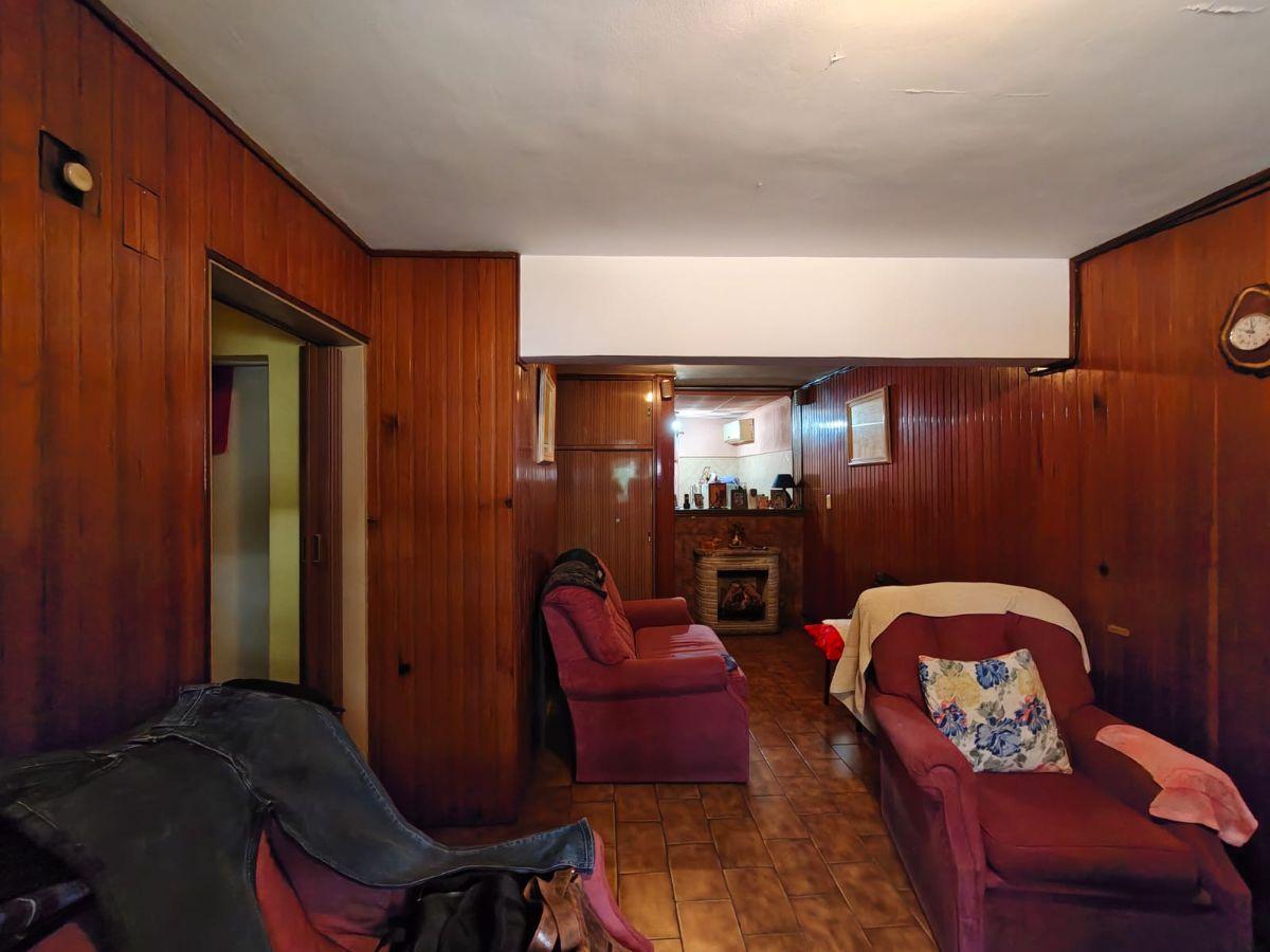 Foto de Dúplex de 3 ambientes con patio cubierto y terraza, imagen 1