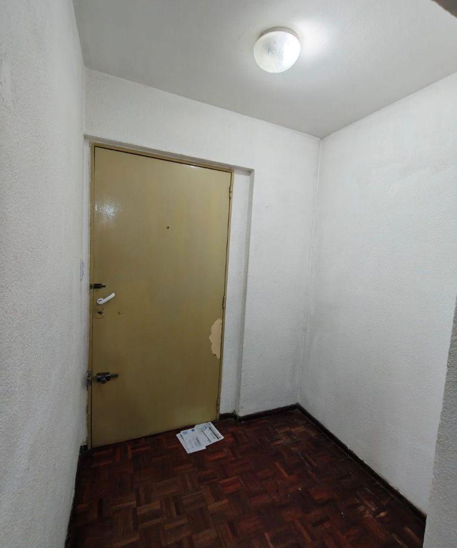 Foto de Departamento de 4 ambientes en segundo piso con balcón sobre Autopista, imagen 2