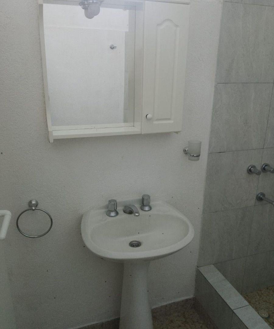 Foto de PH de 3 ambientes interno por pasillo con patio, cuarto de herramientas, imagen 5