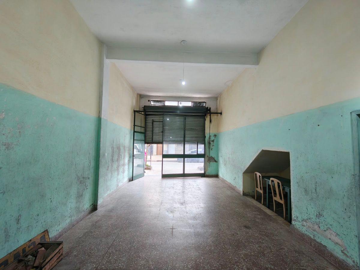 Foto de Local de 40m² ubicado a 50 metros de Av. J. M. de Rosas en mercado de, imagen 5