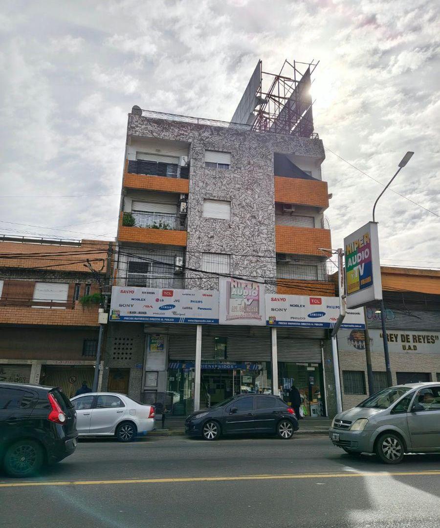 Foto de Excelente Local Comercial de 740 m² Cubiertos en Av. Juan Manuel de, imagen 1