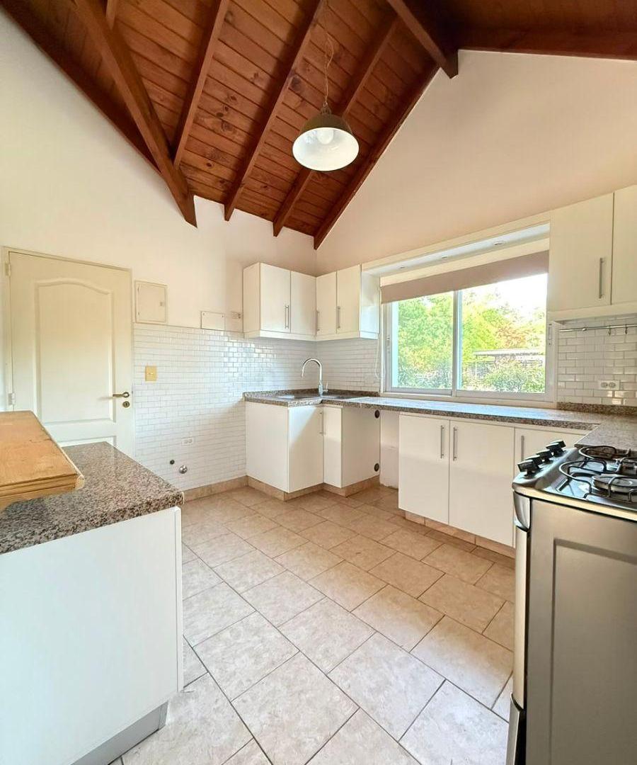 Foto de Casa en alquiler en UNA PLANTA sobre terreno de 1000 m² y 160 m², imagen 4