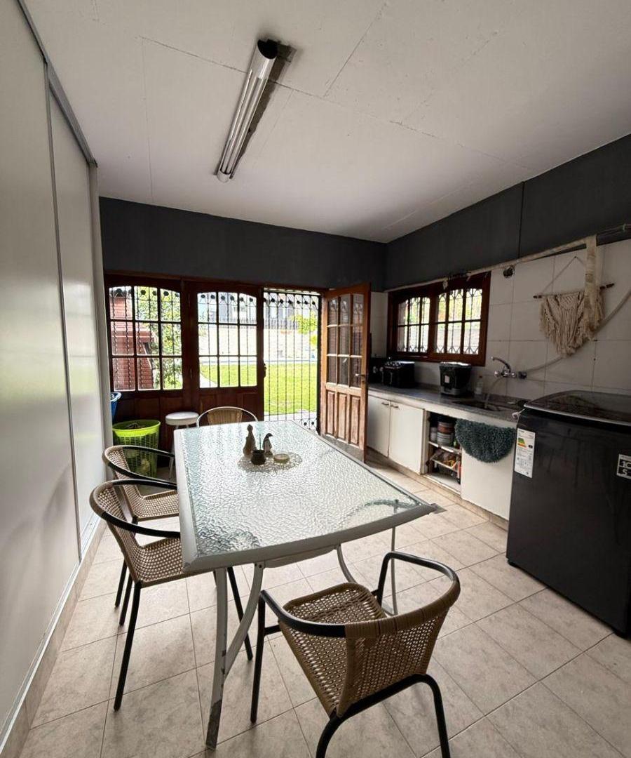 Foto de Excelente Casa en Barrio Parque Saavedra, imagen 2