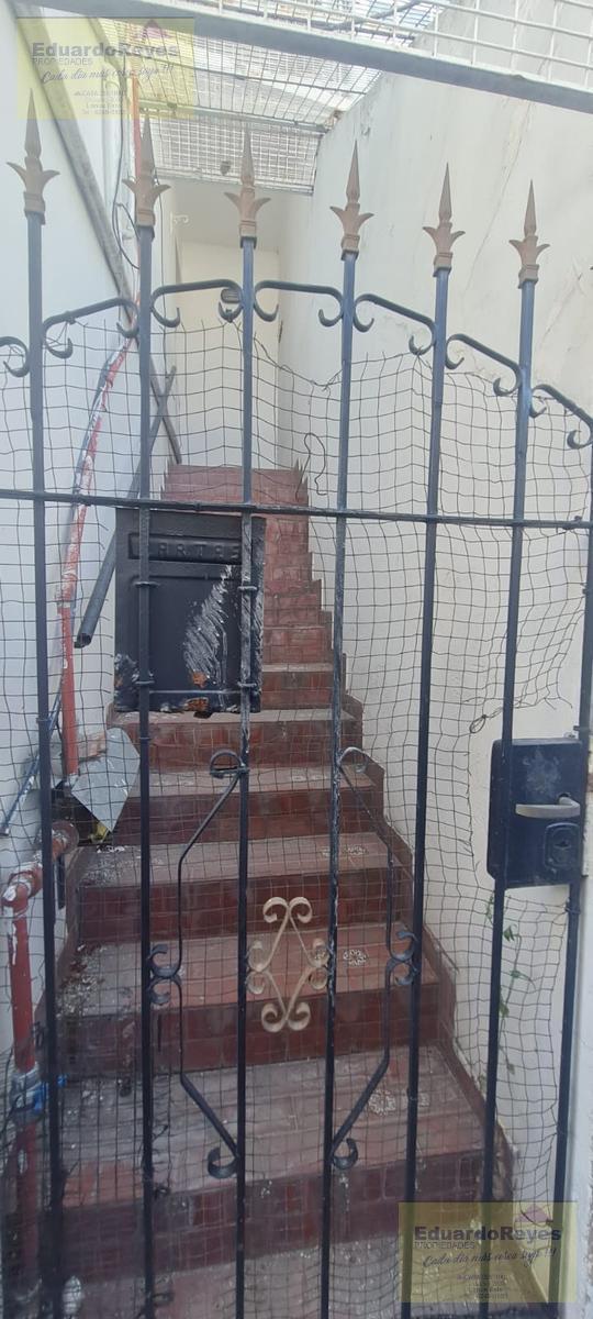 PH en VENTA EN BURELA AL 1700 EN PRIMER PISO