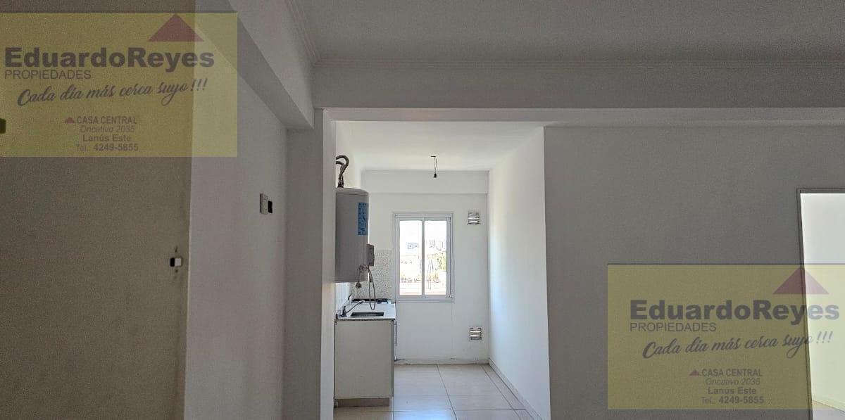 Departamento en Lanús Oeste 3
