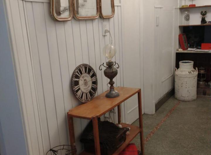 CENTRO DE LANUS ESTE, APTO USO COMERCIAL, PROFESIONAL ó VIVIENDA!!