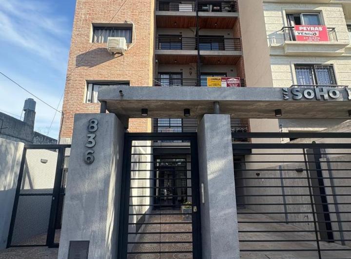 Departamento en Lanús Oeste 1