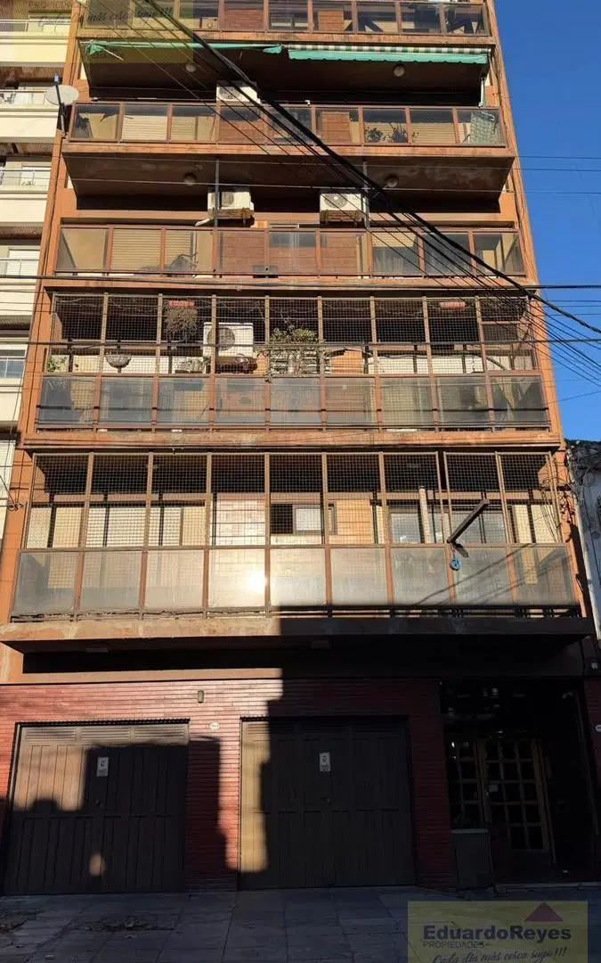 Departamento en Lanús Este 4