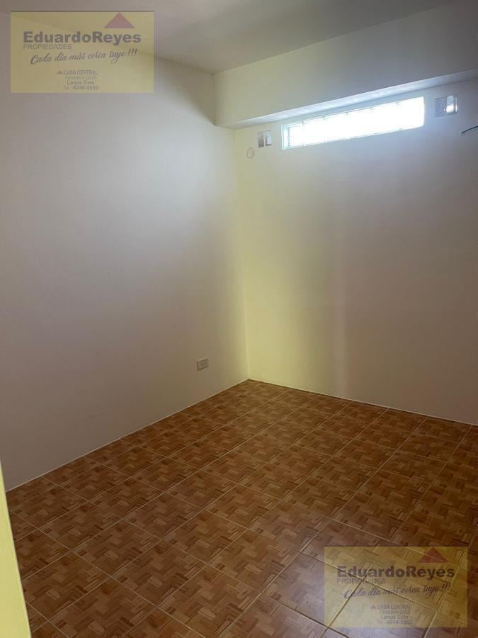 Foto de PH DE 3 AMBIENTES EN PLANTA ALTA - Banfield Oeste, imagen 4