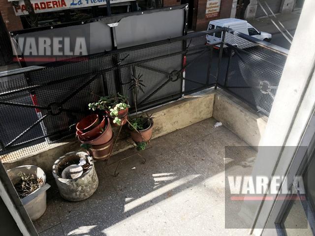 San José 900 Piso1 Constitución 3 Amb. Al Frente con Balcón. Bajas Expensas. 3