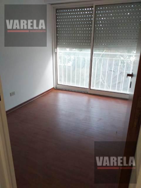 Calderón de La Barca 2700 Piso 1 Villa Devoto Dpto 3 Amb. Al Cfte. C/lavadero. Venta con Renta. 1