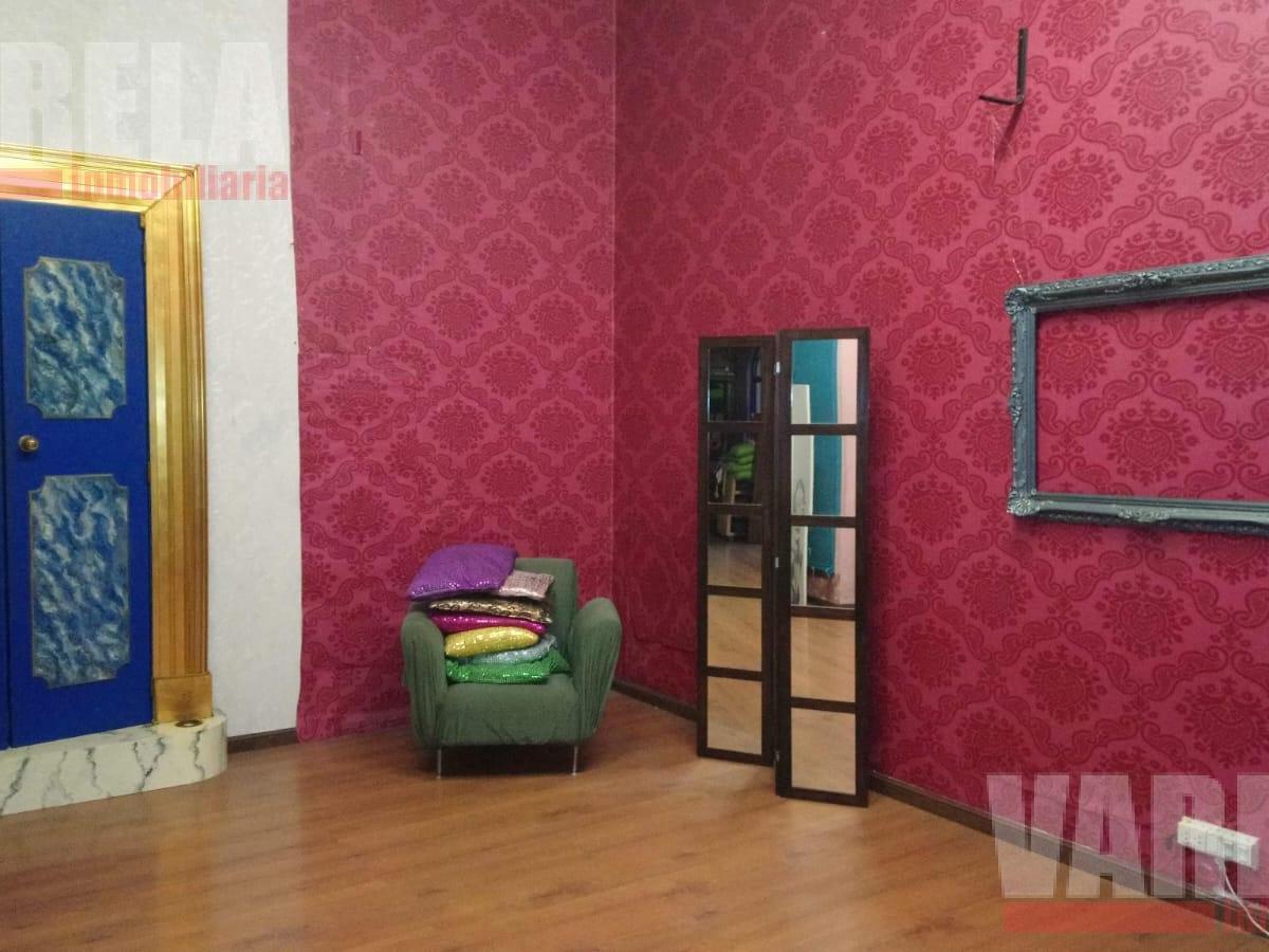 Rojas 400 Local con Vivienda de 3 Amb. Entrepiso y Subsuelo T300 m². Oportunidad! 1