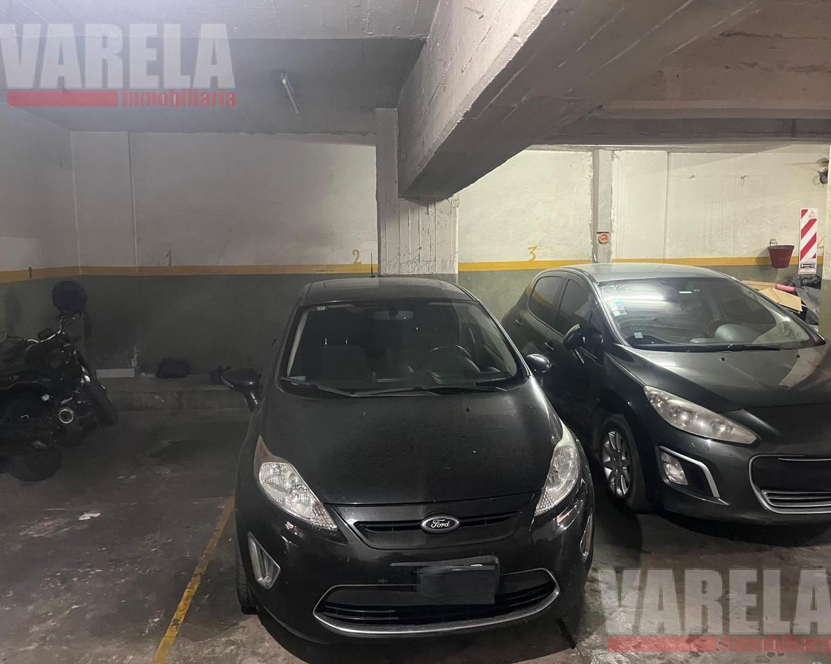 Rosario 39 Venta de Cochera Fija Cubierta E/ Av La Plata y Senillosa. 5