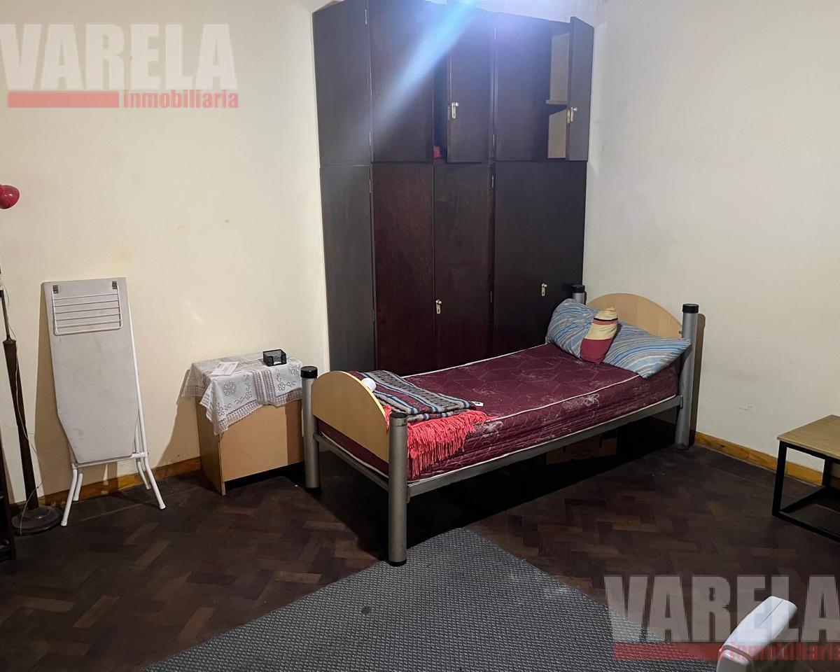 Casa en Venta en Pompeya. 4 Amb. C/patio y Terraza U$s87.000 3