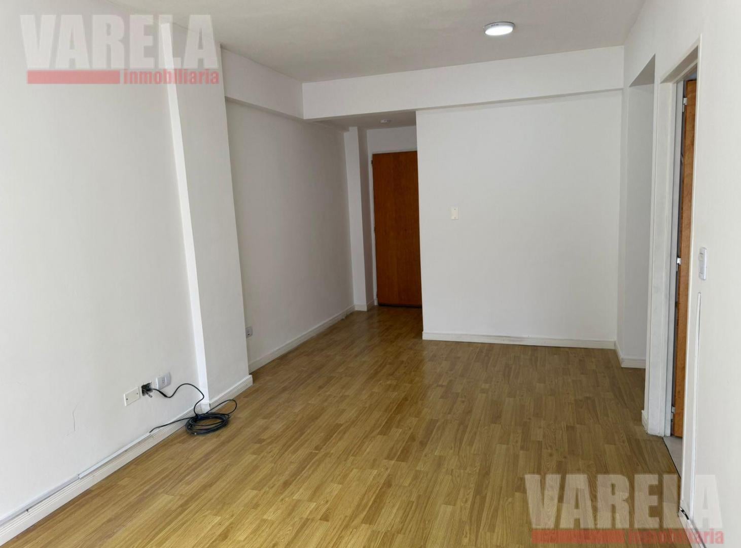 Foto de Departamento en Venta 2 amb. ctfrente c/balcón- SE VENDE C/RENTA, imagen 3