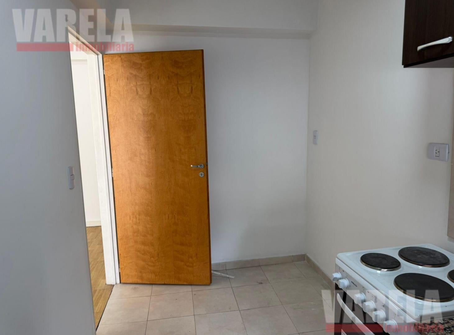 Foto de Departamento en Venta 2 amb. ctfrente c/balcón- SE VENDE C/RENTA, imagen 5